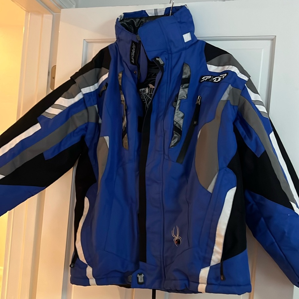 Black and blue XL spyder Dermizax EV ski jacket.